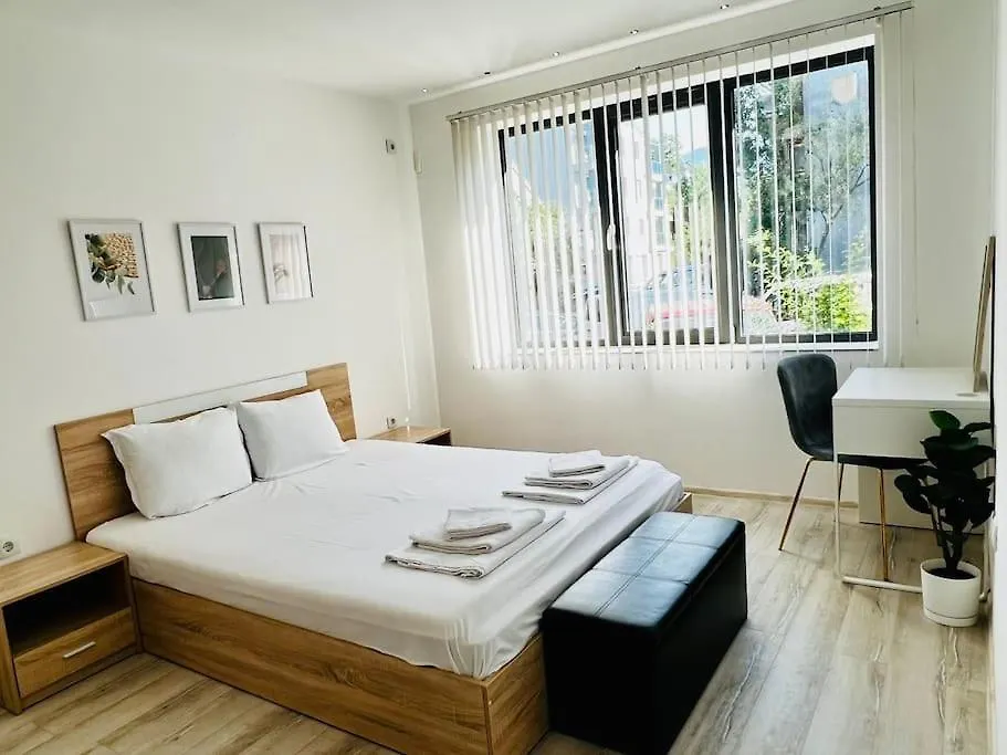 סופיה Classic Modern Apartment With Parking Place