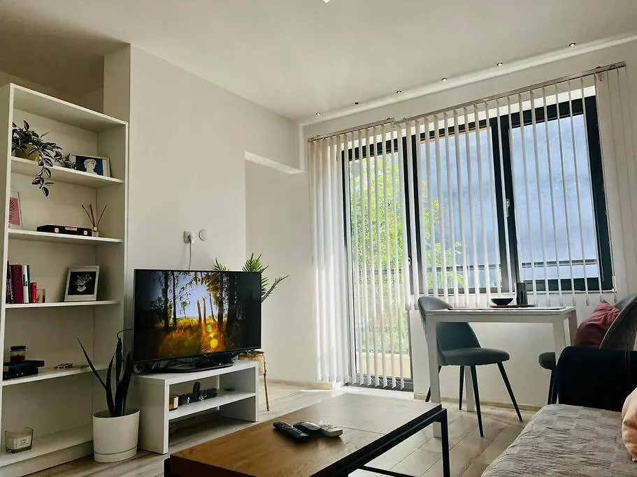 סופיה Classic Modern Apartment With Parking Place